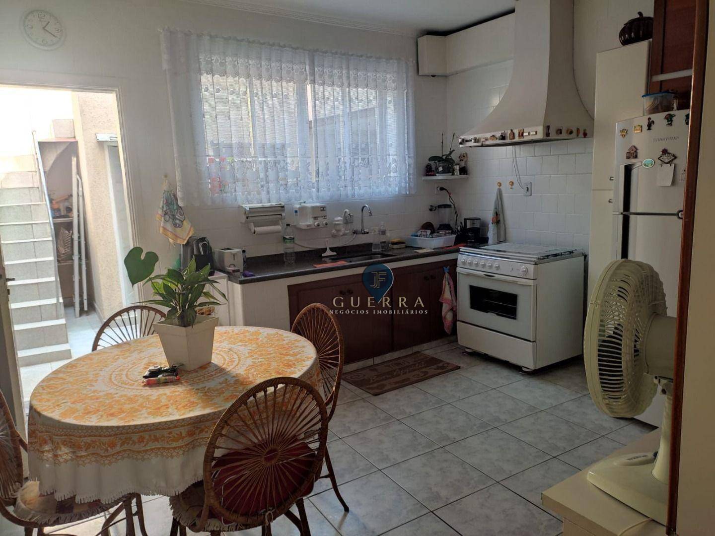 Sobrado à venda com 3 quartos, 191m² - Foto 4