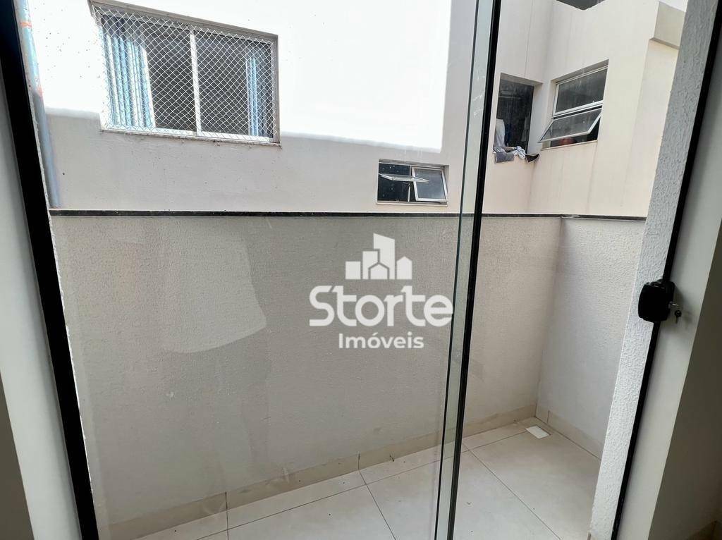 Apartamento à venda com 2 quartos, 55m² - Foto 10