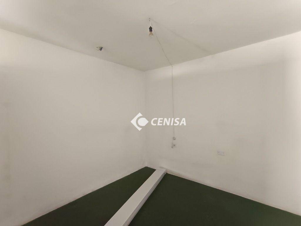 Casa à venda com 4 quartos, 220m² - Foto 20