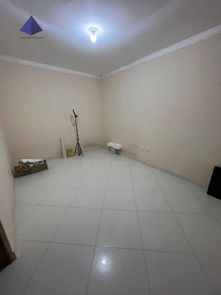 Sobrado à venda com 3 quartos, 330m² - Foto 2