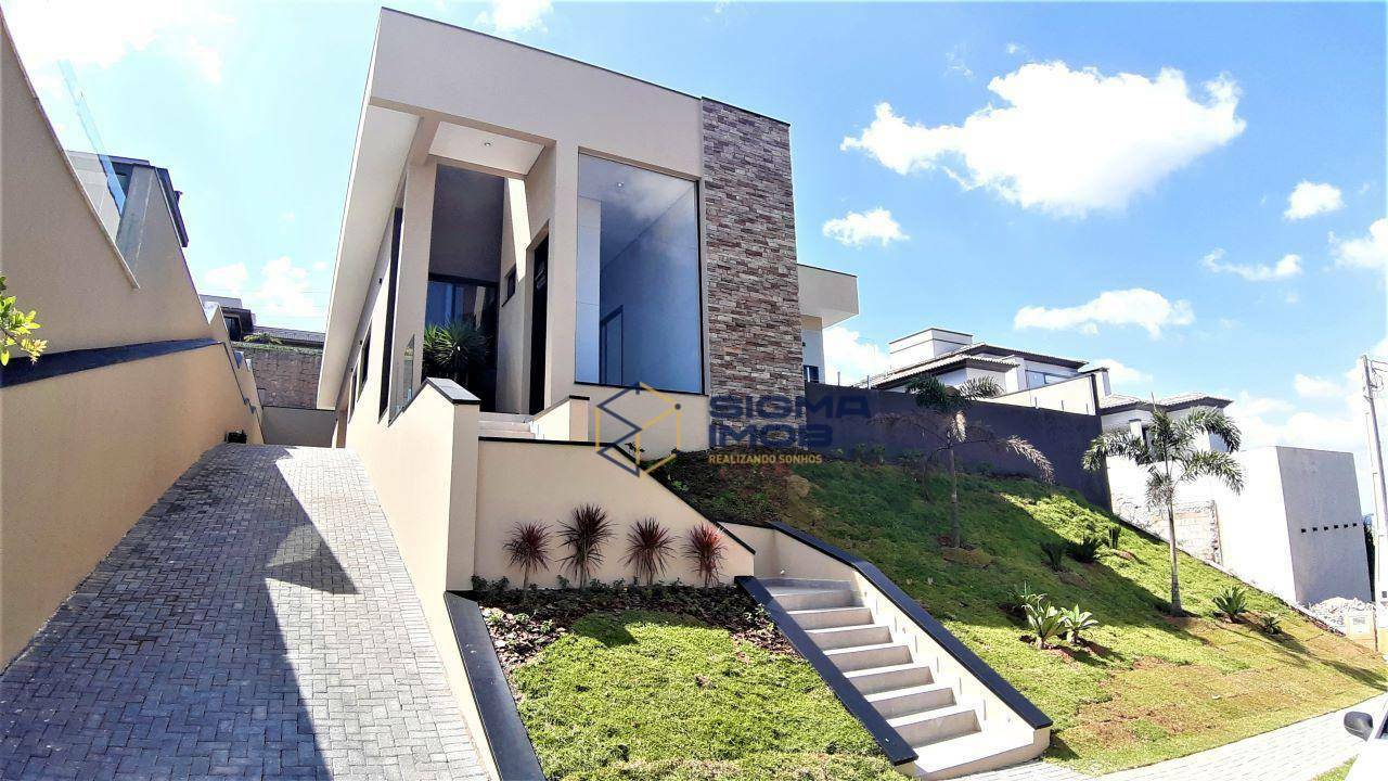 Casa de Condomínio à venda com 4 quartos, 335m² - Foto 2