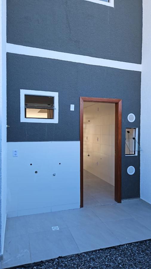 Casa à venda com 2 quartos, 57m² - Foto 11