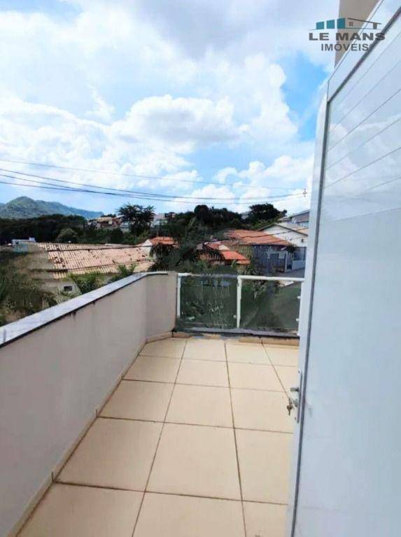 Casa à venda com 3 quartos, 238m² - Foto 21