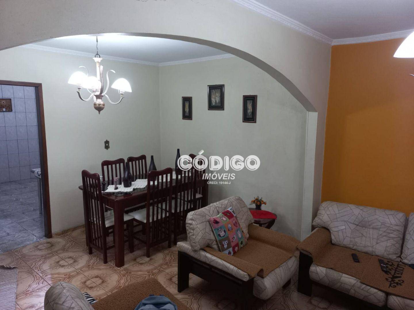 Sobrado à venda com 3 quartos, 120m² - Foto 1