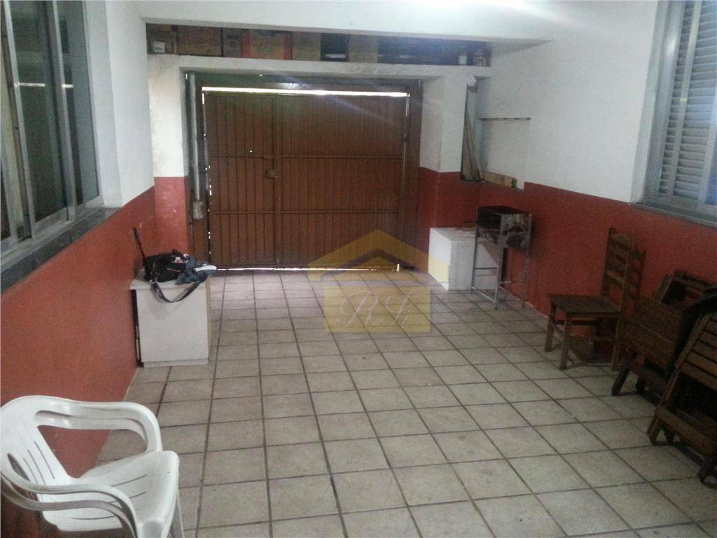 Casa à venda com 3 quartos, 200m² - Foto 5