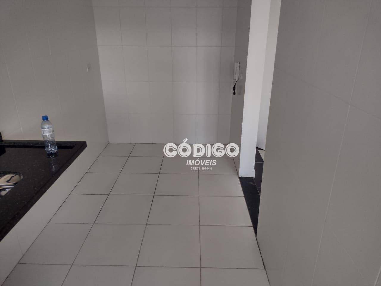 Apartamento à venda com 2 quartos, 62m² - Foto 7