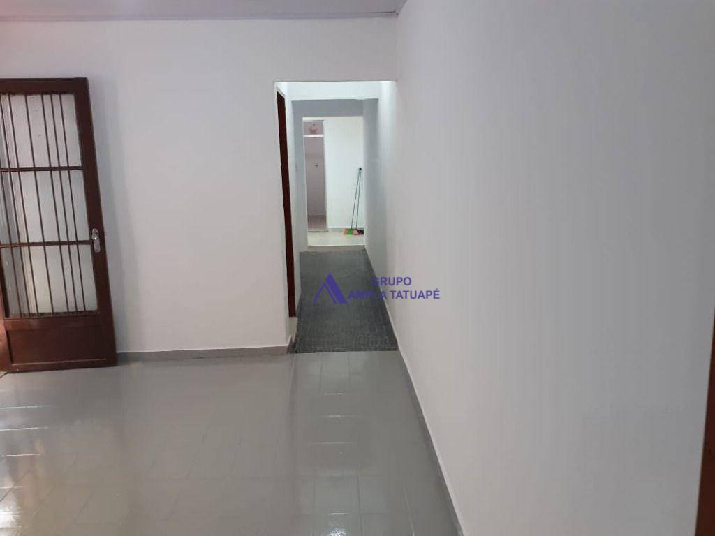Casa para alugar com 2 quartos, 100m² - Foto 12