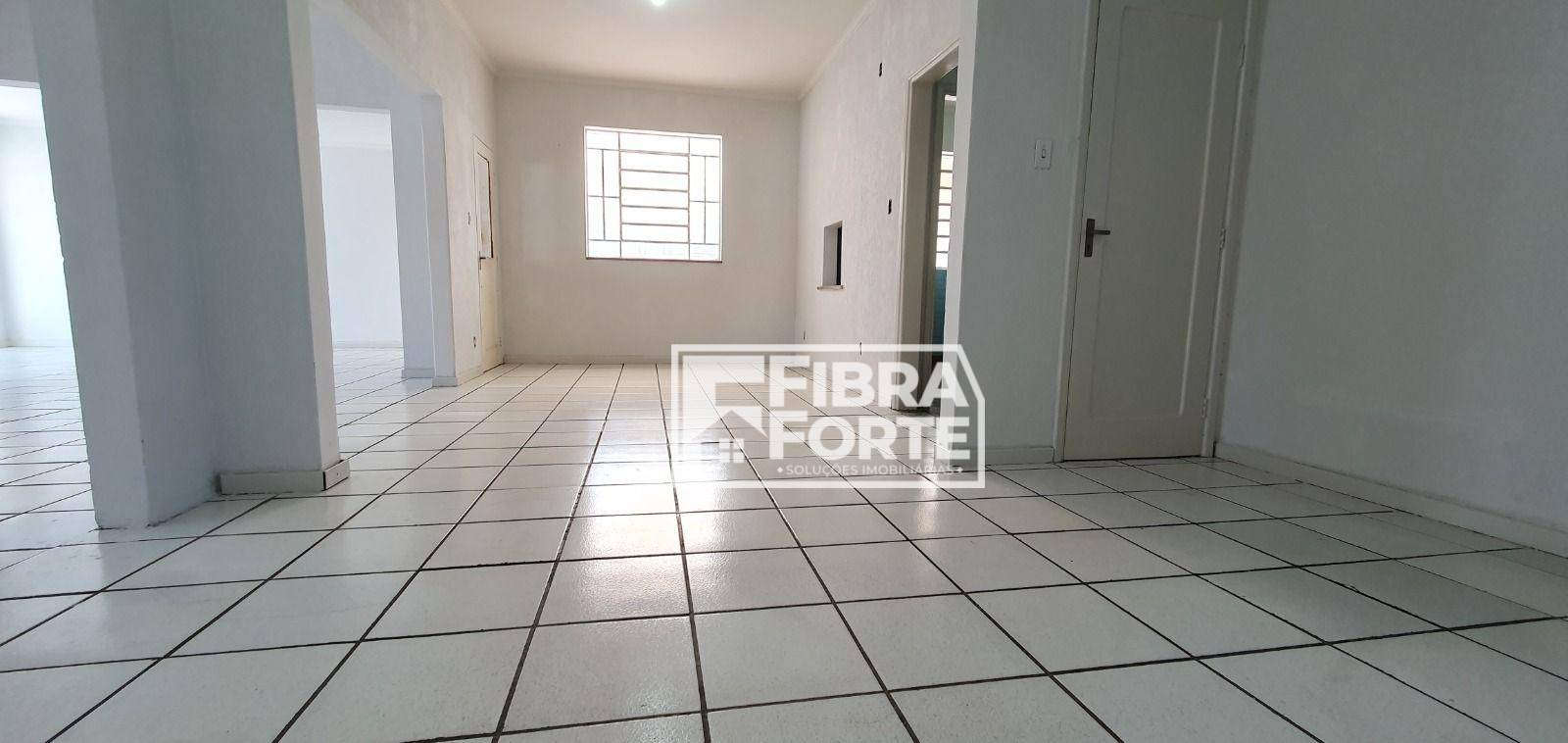 Casa para alugar com 5 quartos, 224m² - Foto 8