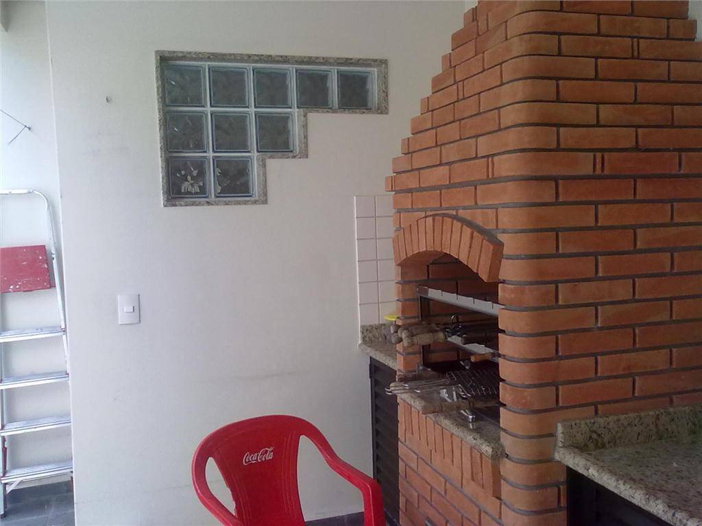 Sobrado para alugar com 3 quartos, 300m² - Foto 13