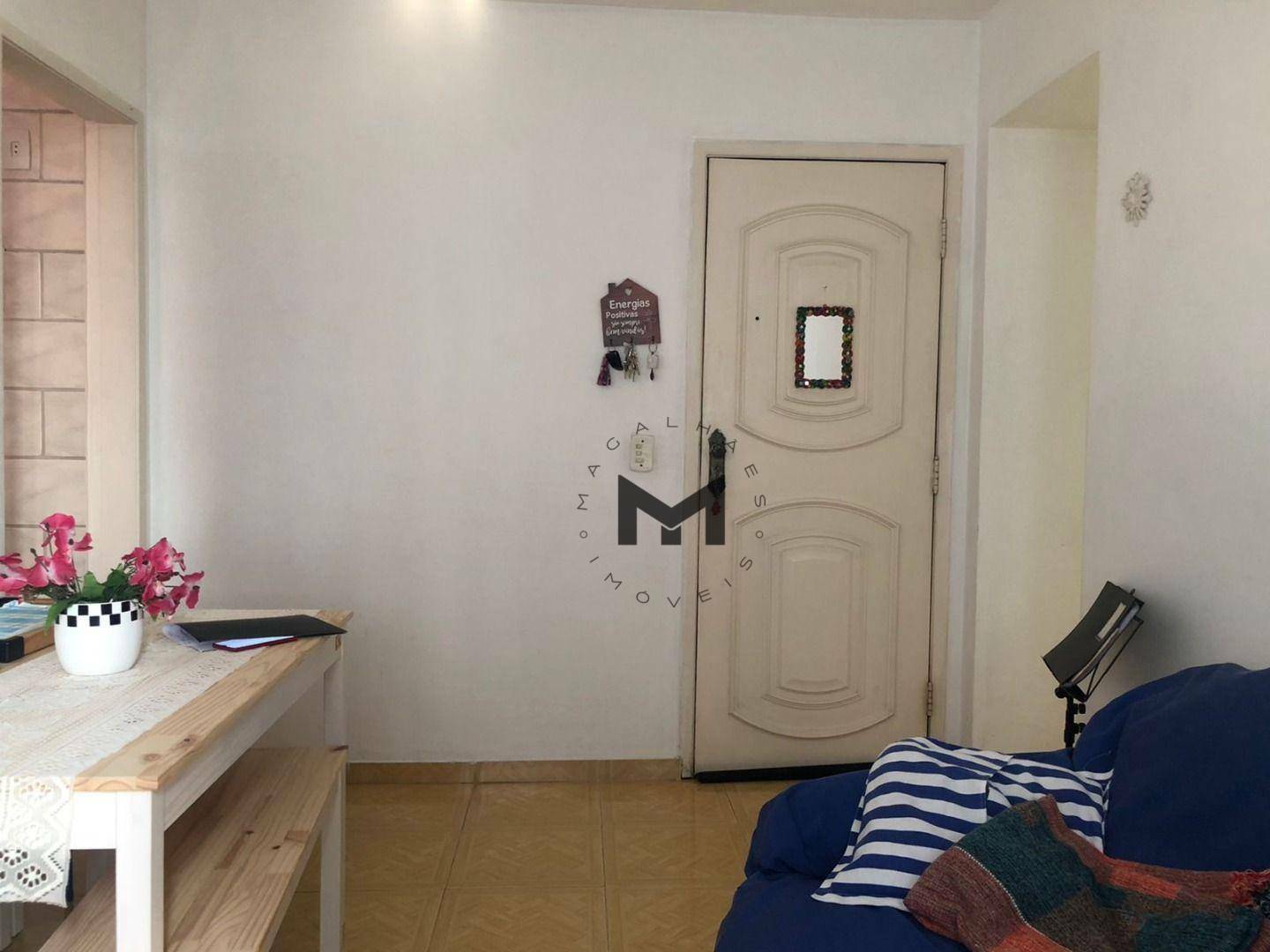 Apartamento à venda com 2 quartos, 67m² - Foto 2