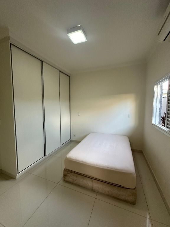 Casa de Condomínio à venda com 4 quartos, 300m² - Foto 5