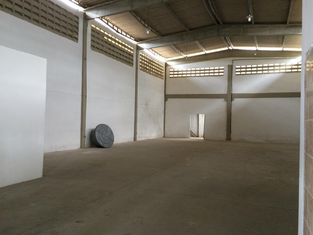 Depósito-Galpão-Armazém para alugar com 1 quarto, 800m² - Foto 1