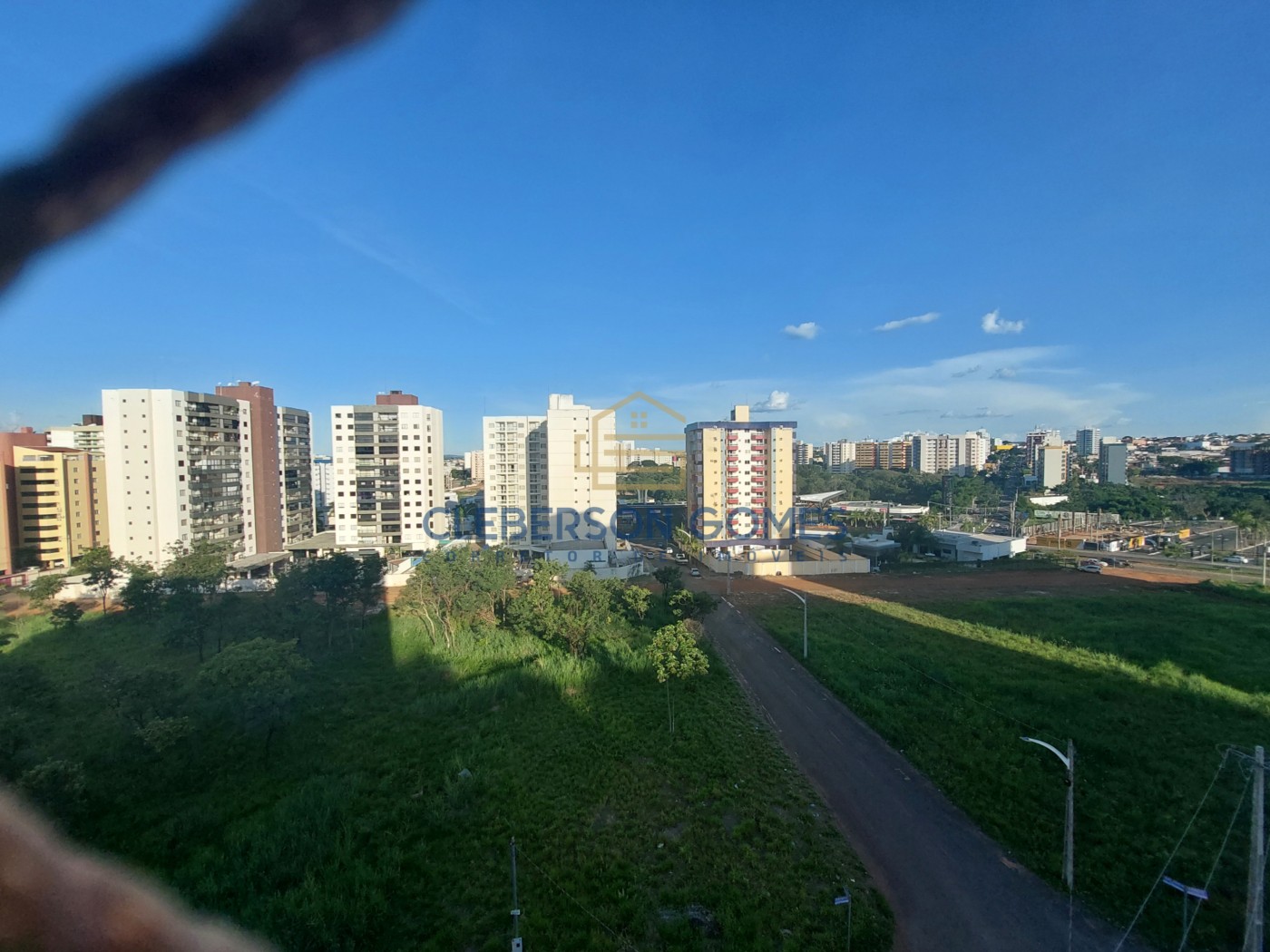 Apartamento à venda com 2 quartos, 70m² - Foto 15