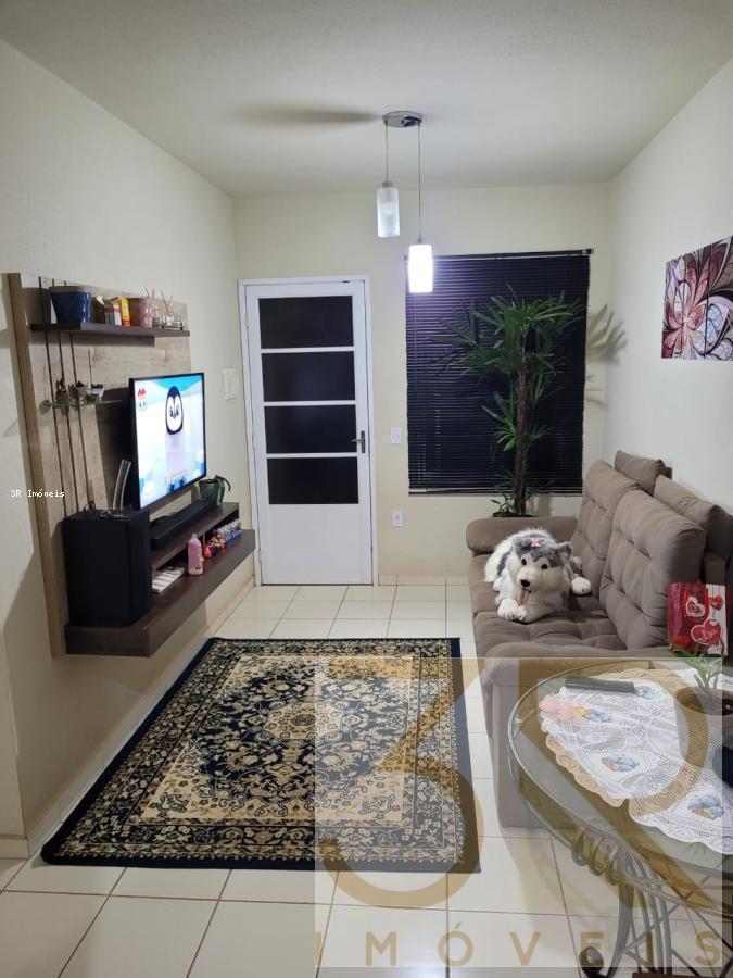 Casa à venda com 2 quartos, 160m² - Foto 10