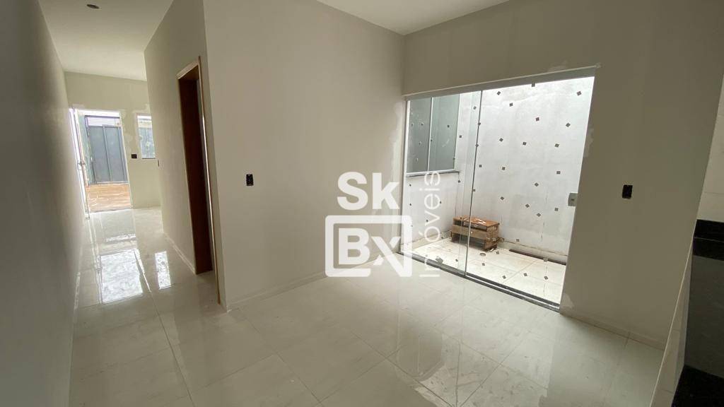 Casa à venda com 2 quartos, 66m² - Foto 4