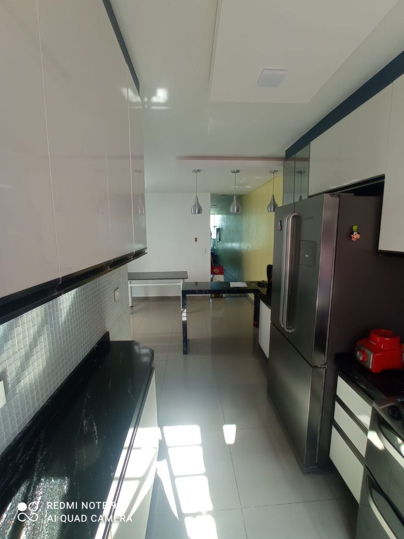 Sobrado à venda com 3 quartos, 350m² - Foto 9