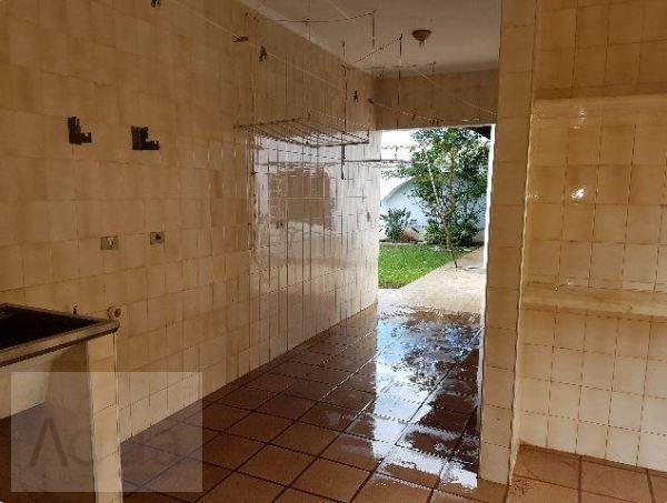 Casa à venda com 6 quartos, 800m² - Foto 16