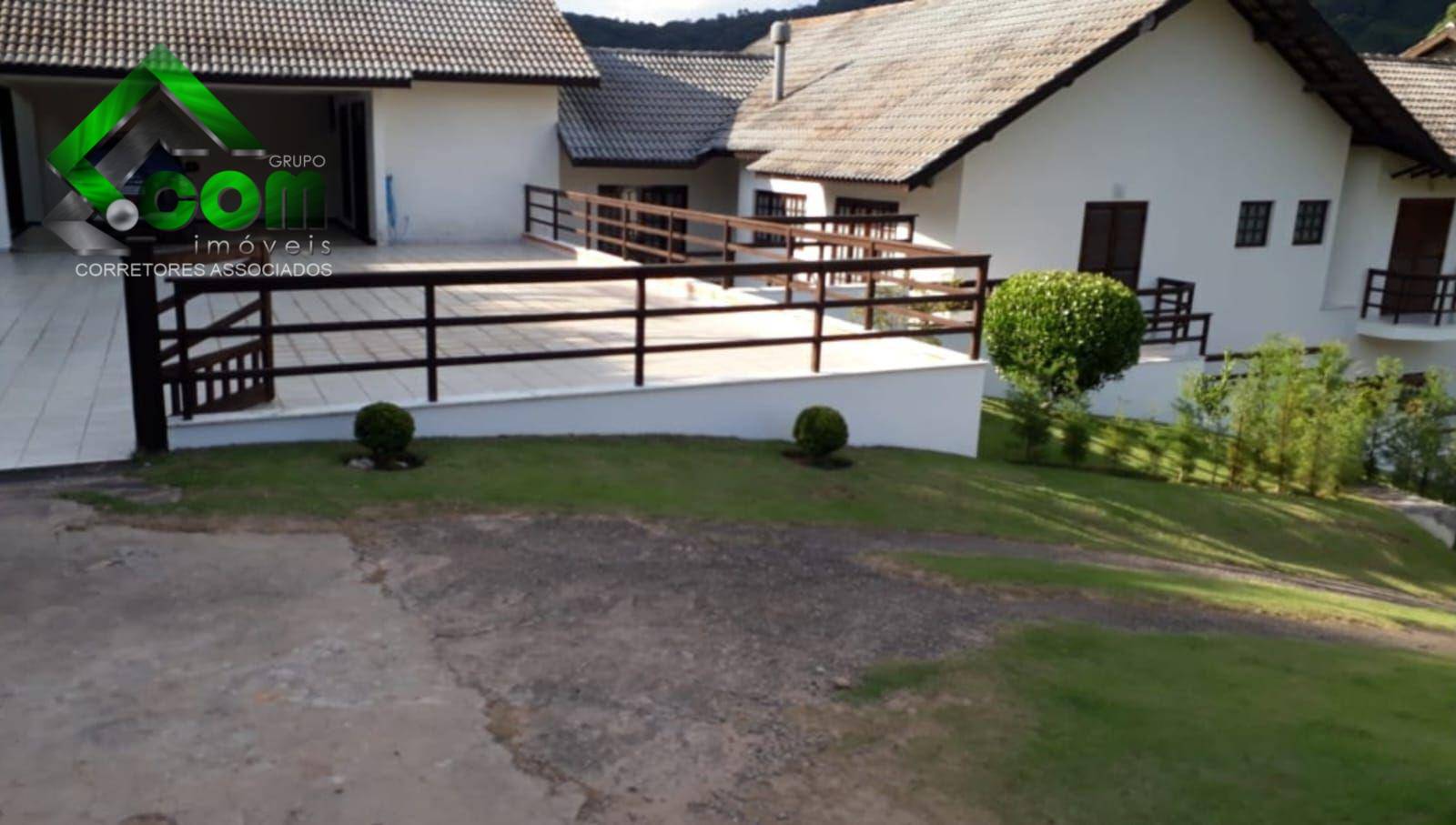 Casa de Condomínio à venda com 4 quartos, 550m² - Foto 4