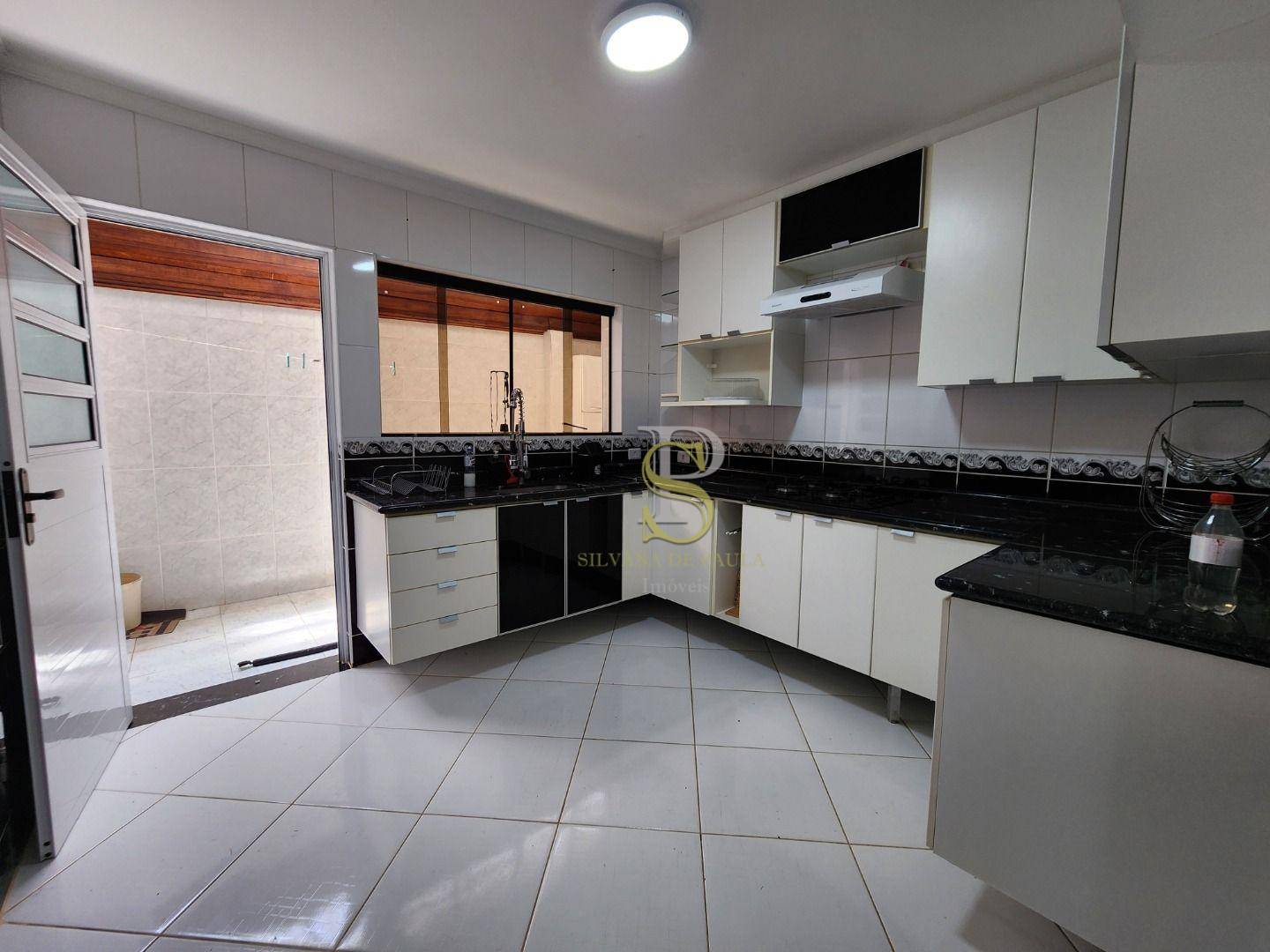 Casa à venda com 5 quartos, 350m² - Foto 20