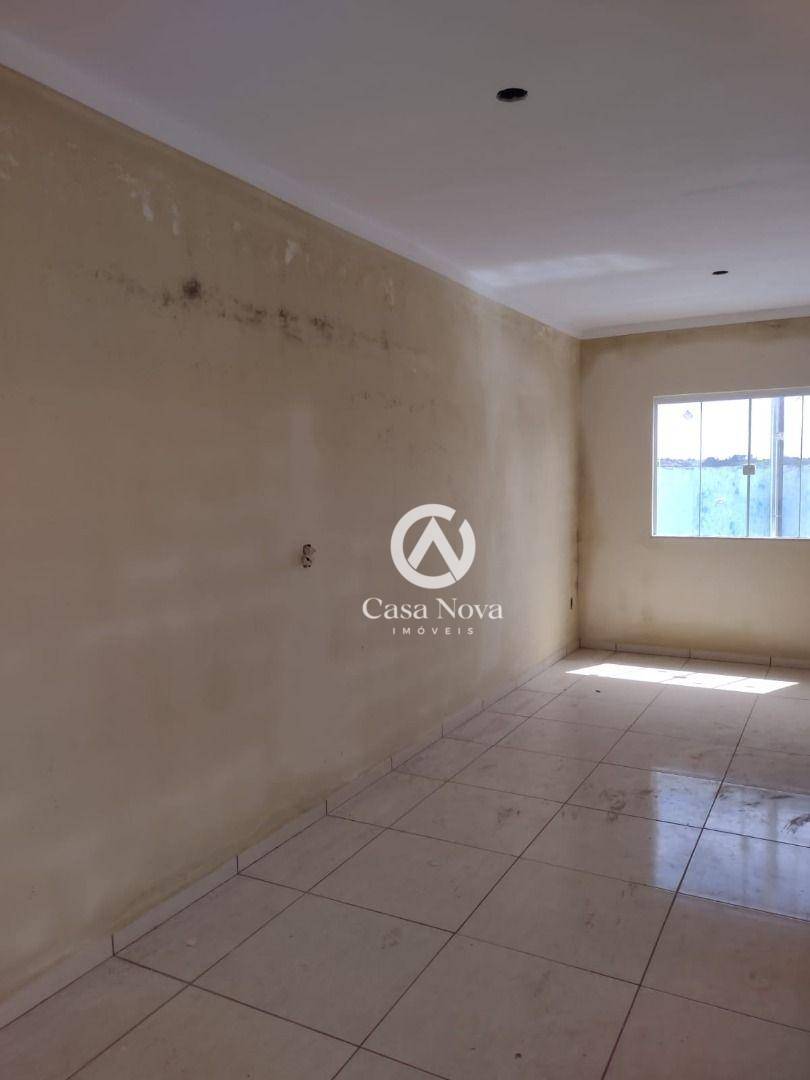 Casa à venda com 2 quartos, 120m² - Foto 3