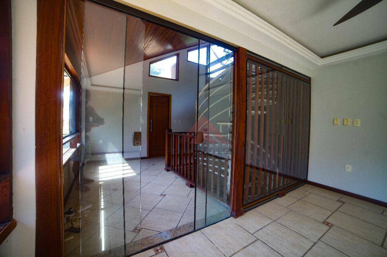 Casa de Condomínio à venda com 7 quartos, 412m² - Foto 1