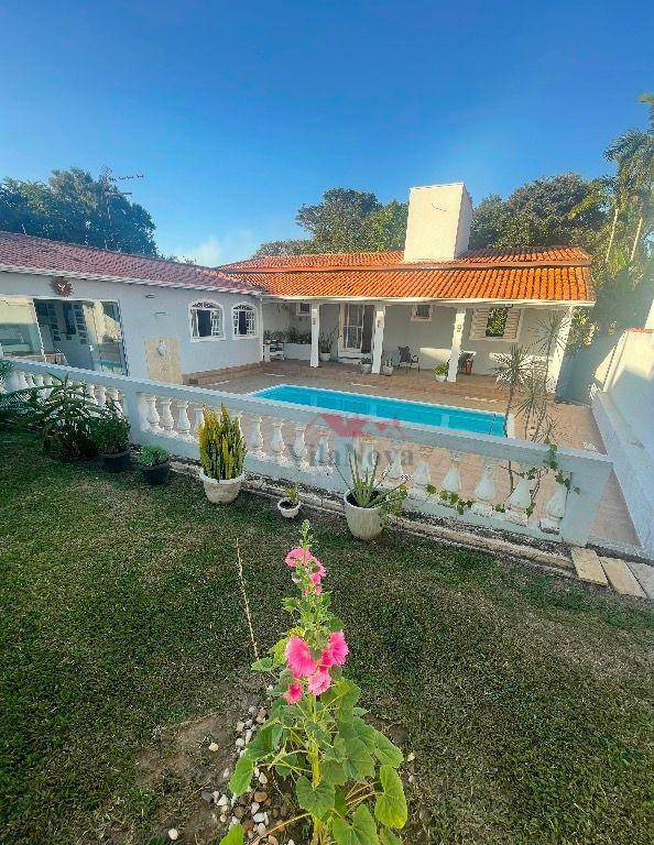 Casa, 4 quartos, 291 m² - Foto 2