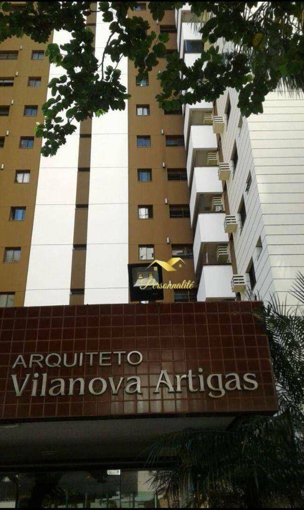 Apartamento à venda com 3 quartos, 217m² - Foto 1