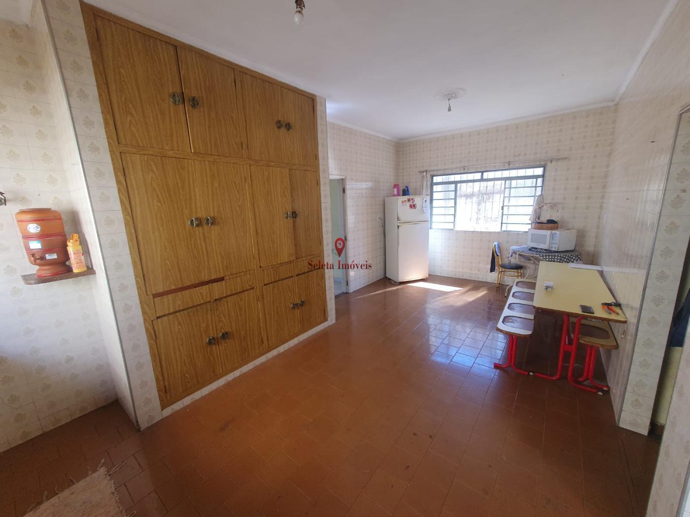 Casa à venda com 4 quartos, 330m² - Foto 6