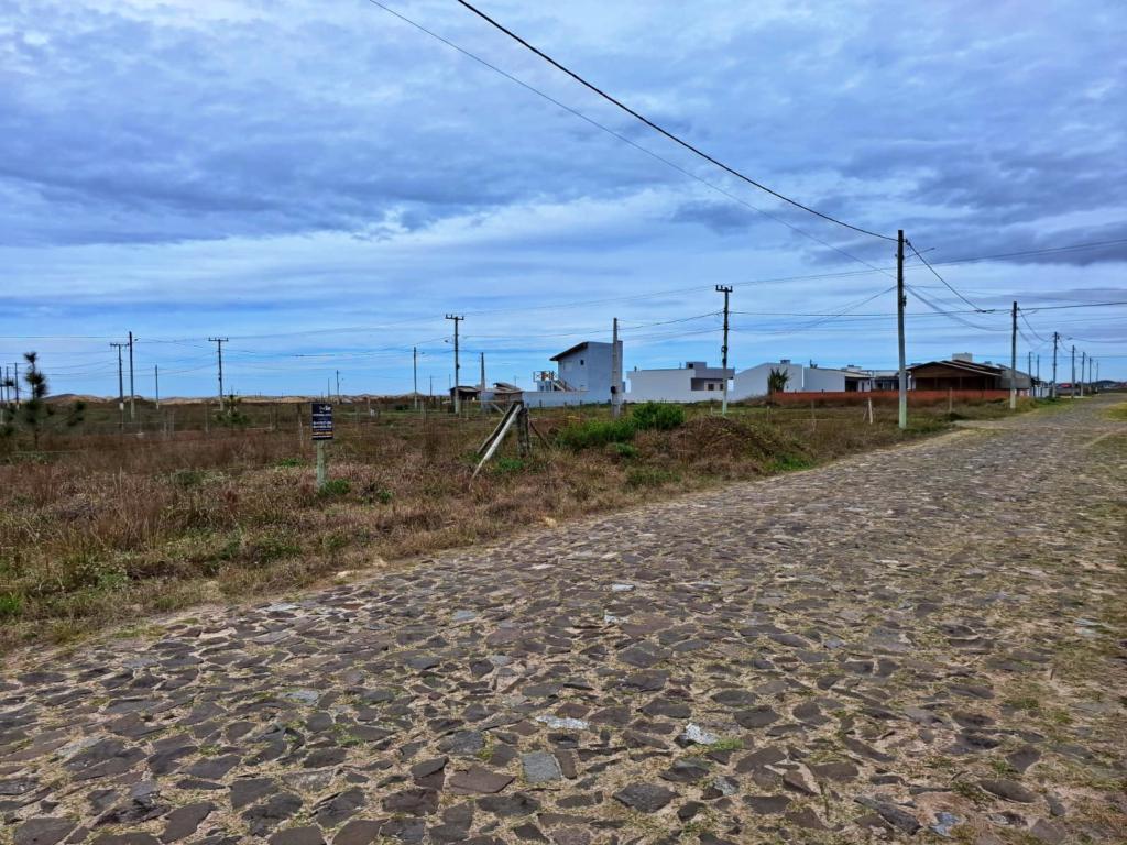Terreno à venda, 300m² - Foto 1