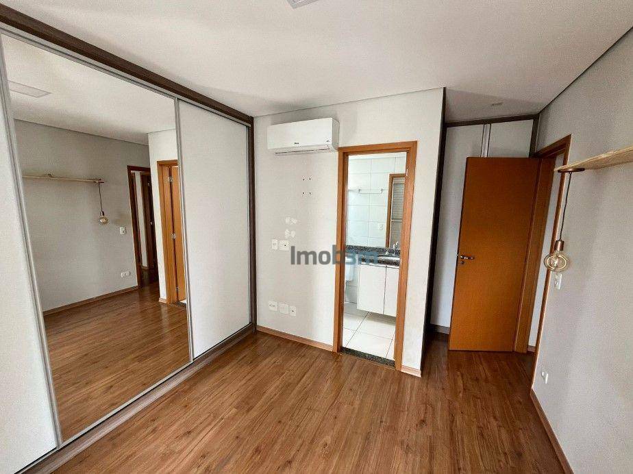 Apartamento para alugar com 3 quartos, 94m² - Foto 20