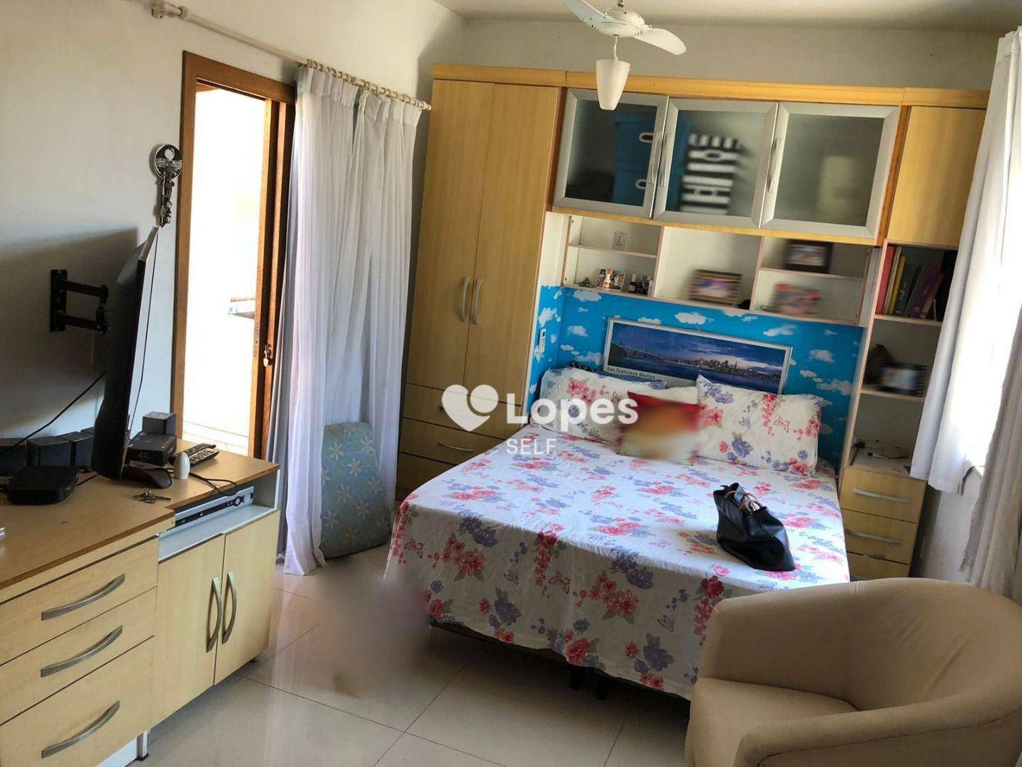 Casa à venda com 4 quartos, 180m² - Foto 9