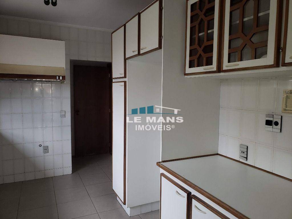 Apartamento à venda com 5 quartos, 282m² - Foto 42