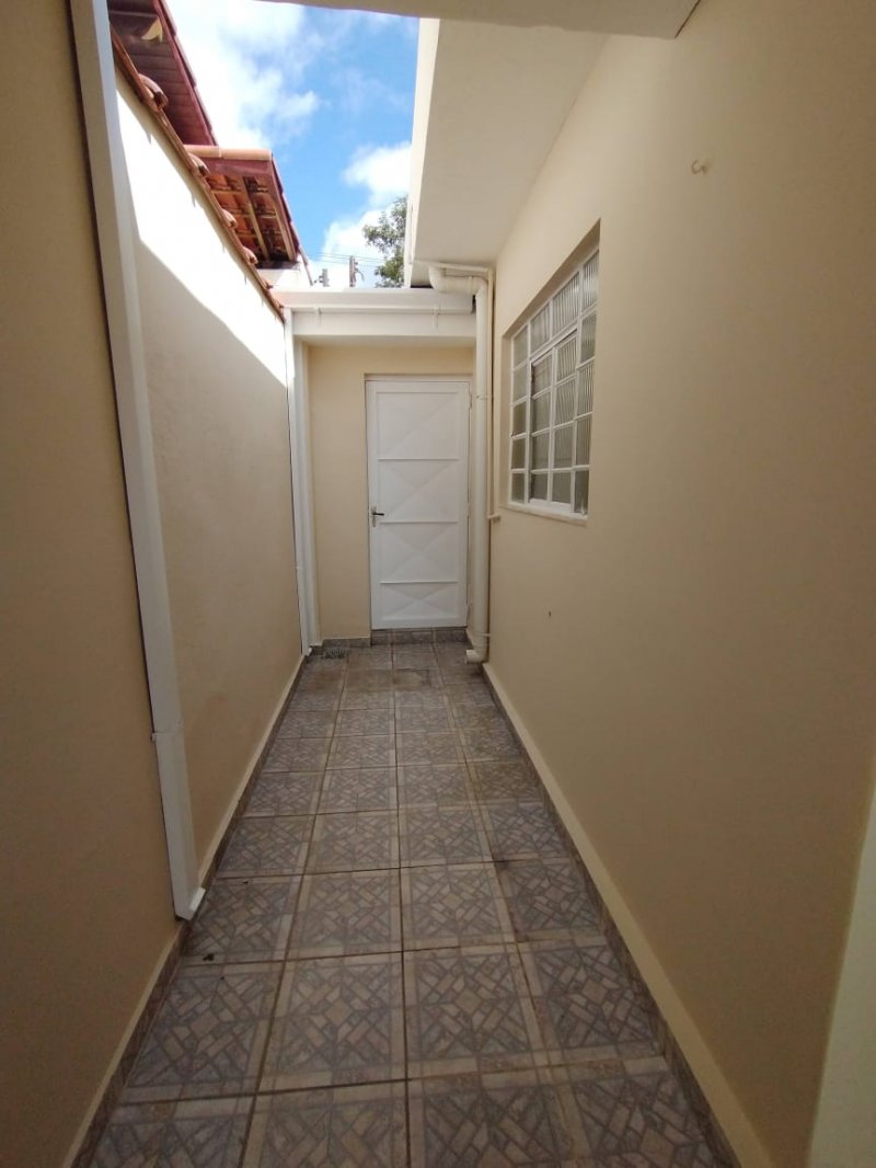 Casa à venda com 2 quartos, 120m² - Foto 11