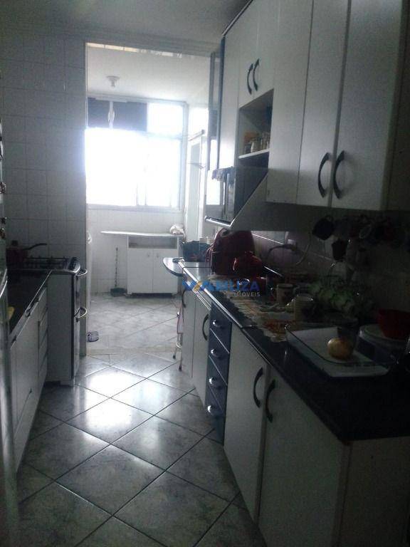 Apartamento à venda com 3 quartos, 78m² - Foto 2