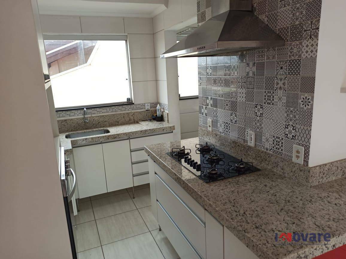 Apartamento à venda com 2 quartos, 70m² - Foto 11