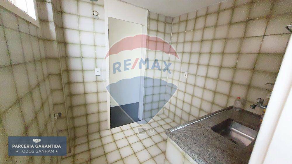 Apartamento à venda com 3 quartos, 70m² - Foto 11