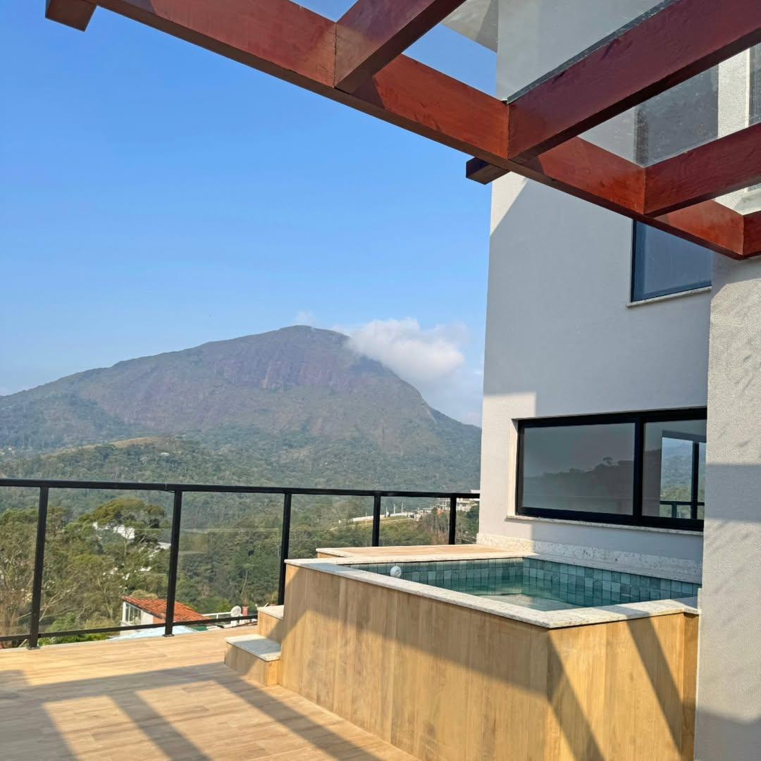 Casa à venda com 5 quartos, 262m² - Foto 5