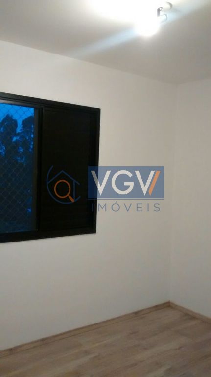 Apartamento à venda com 2 quartos, 60m² - Foto 6