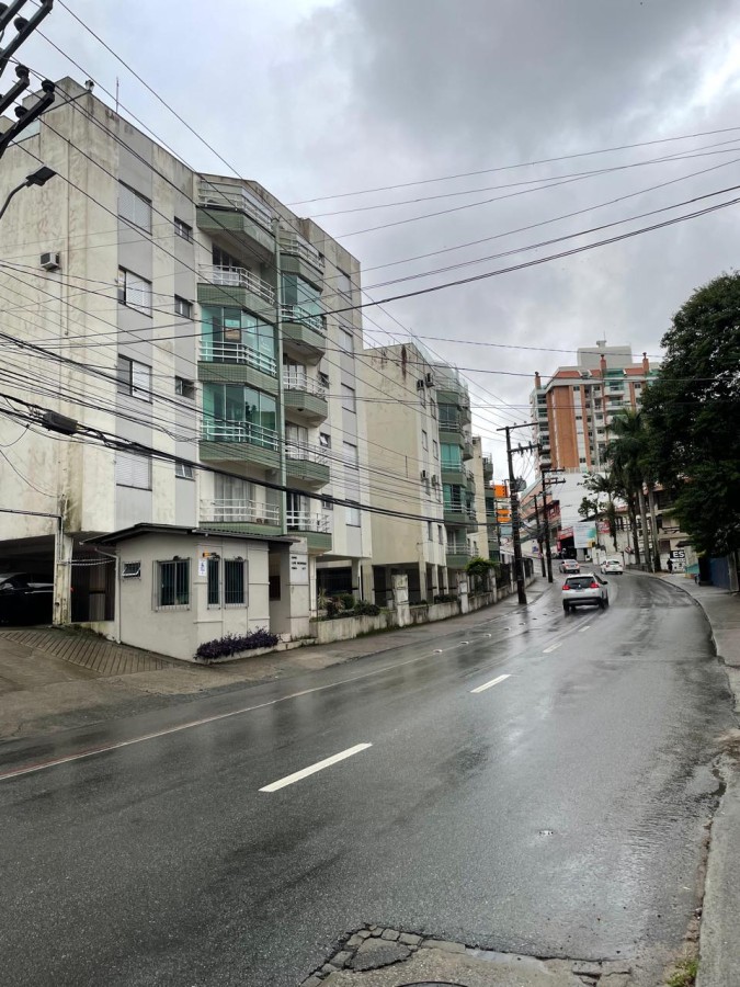Apartamento para alugar com 3 quartos, 120m² - Foto 17