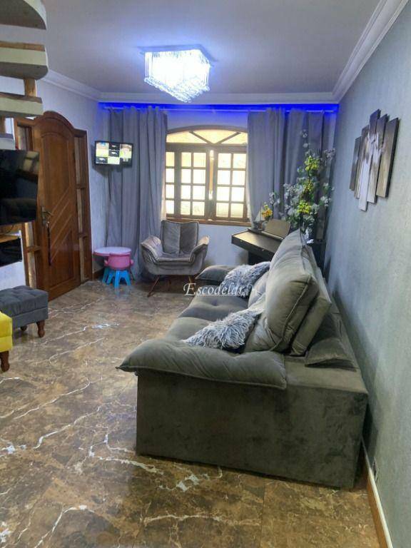 Sobrado à venda com 3 quartos, 197m² - Foto 2