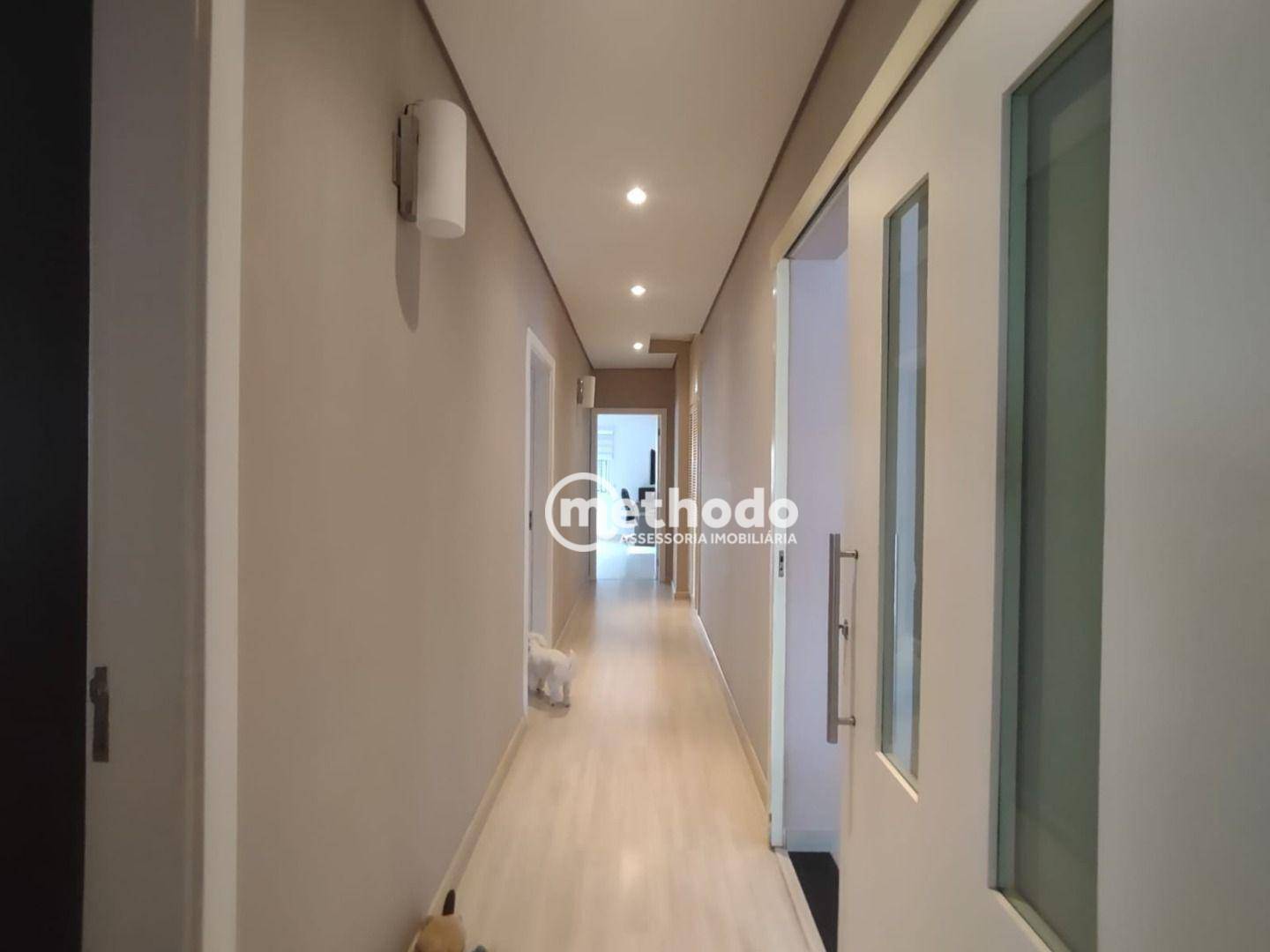 Casa à venda com 5 quartos, 373m² - Foto 20