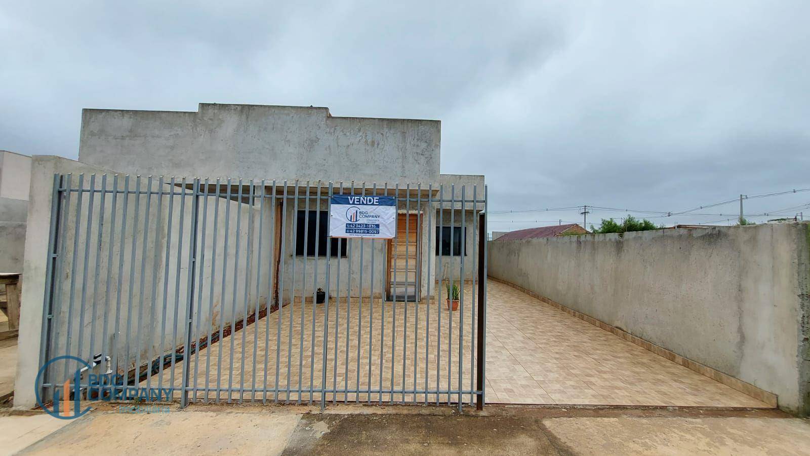 Casa à venda com 3 quartos, 80m² - Foto 2