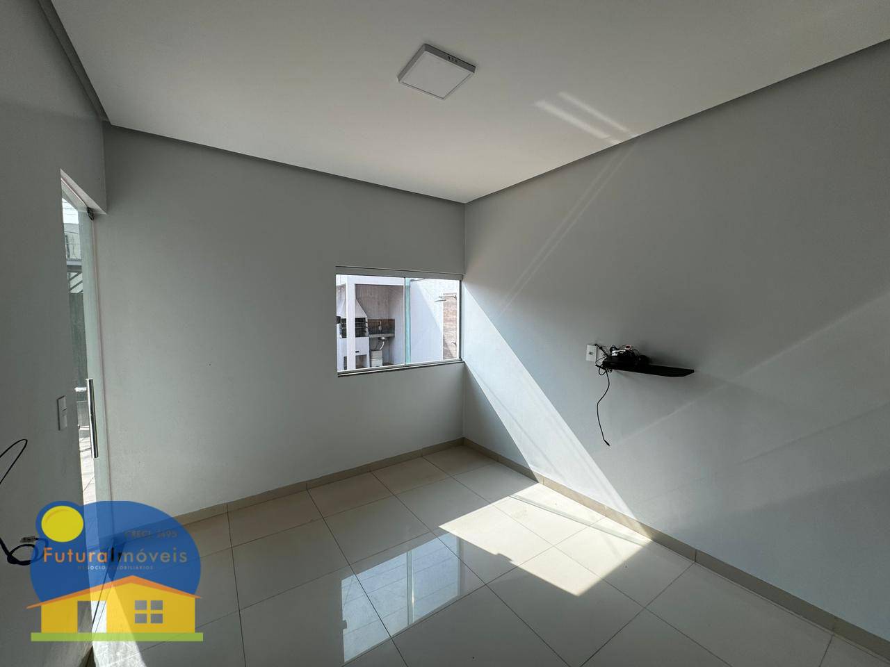 Casa à venda com 3 quartos, 85m² - Foto 7