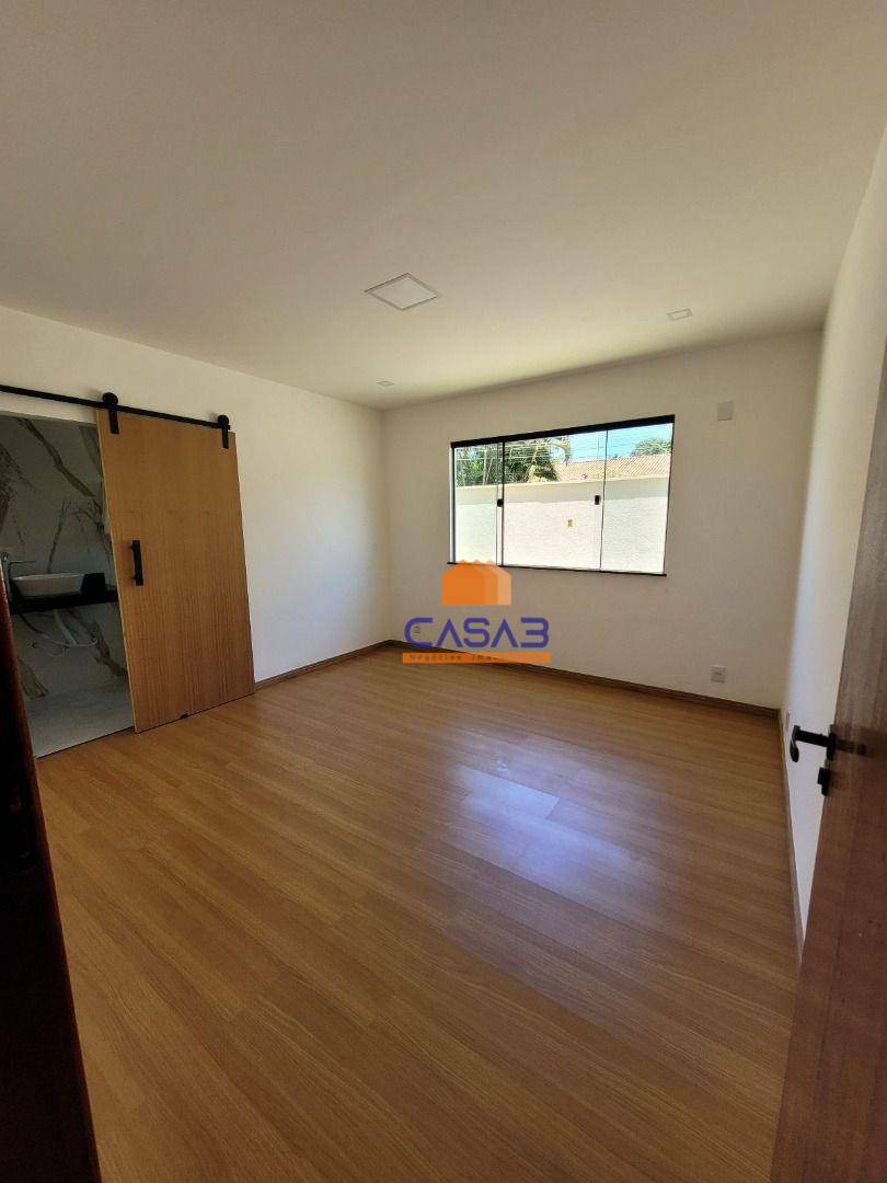 Casa à venda com 3 quartos, 173m² - Foto 14