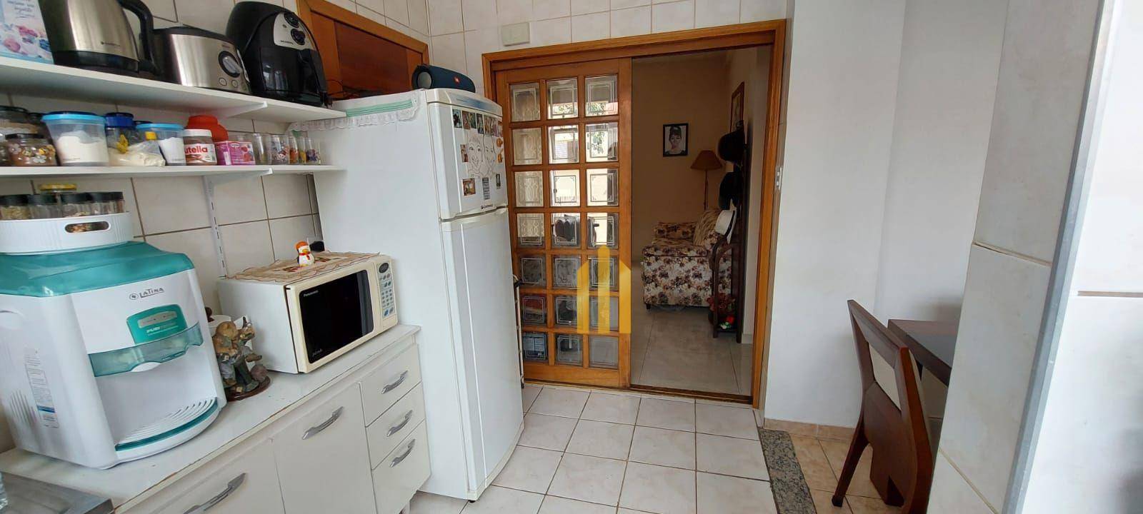 Apartamento à venda com 2 quartos, 65m² - Foto 10