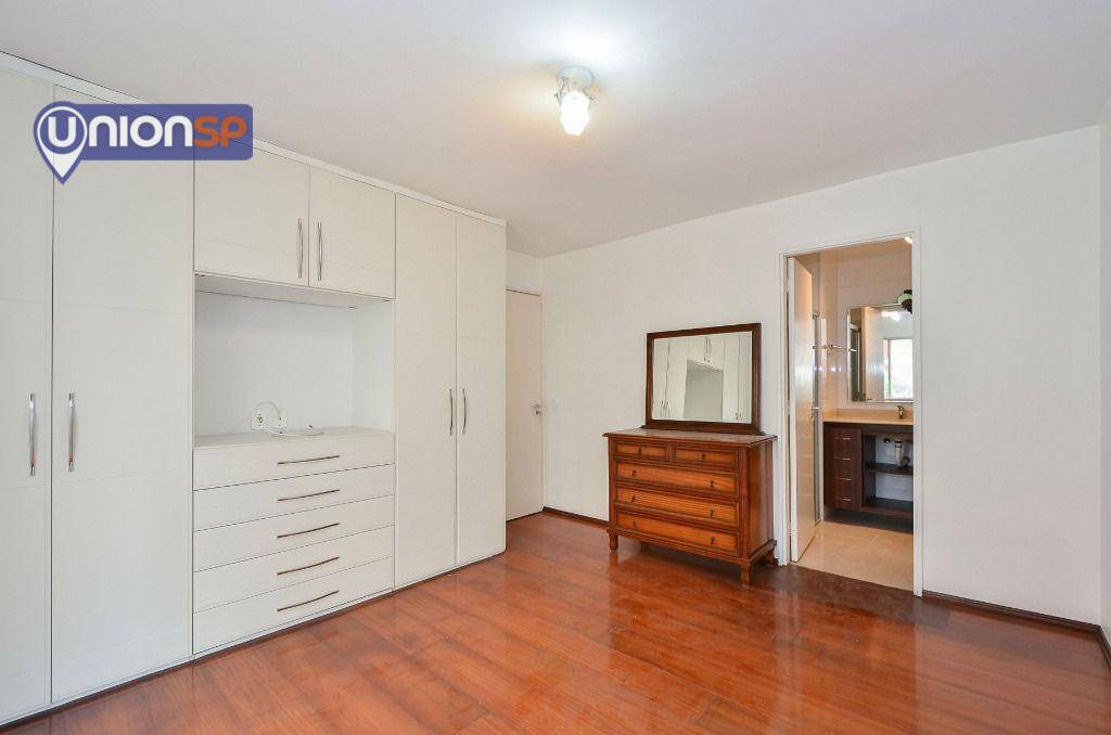 Apartamento à venda com 3 quartos, 127m² - Foto 11