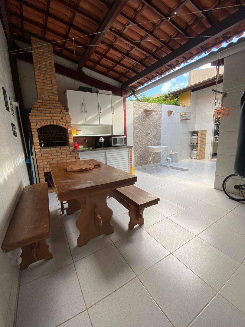 Casa à venda com 2 quartos, 49m² - Foto 13