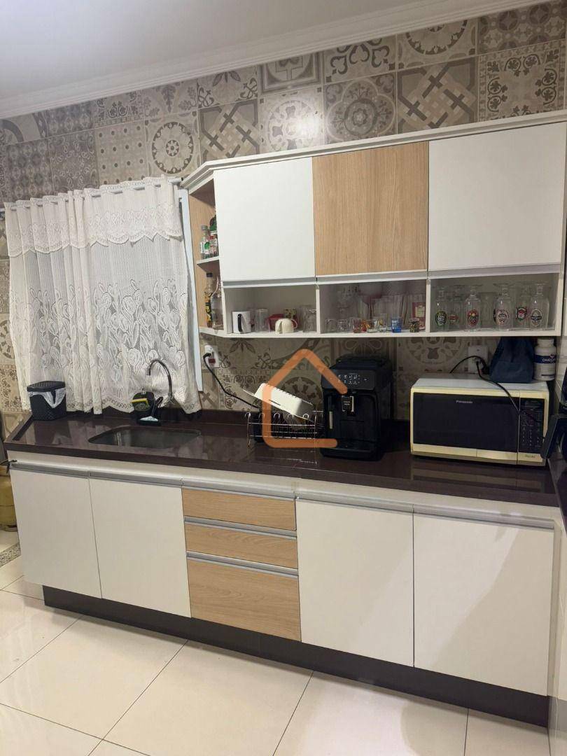 Apartamento, 3 quartos, 122 m² - Foto 2