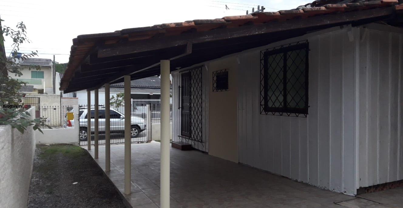 Casa à venda com 2 quartos, 100m² - Foto 8