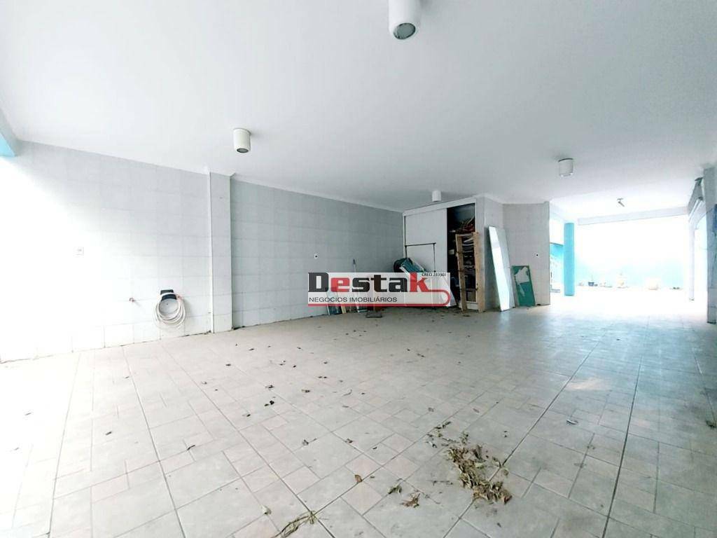 Sobrado à venda com 3 quartos, 252m² - Foto 4